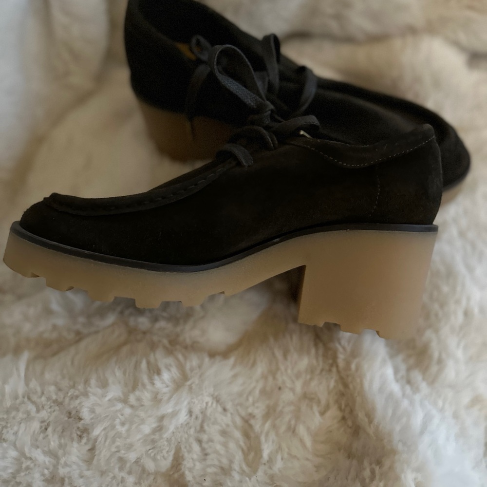 Clarks suede bootie